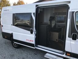 Sunlight Camper Van Cliff640