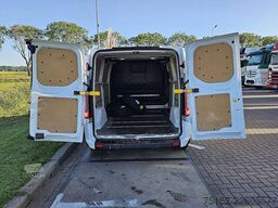 FORD TRANSIT CUSTOM 2.0 L2H1 Navi Airco PDC