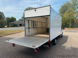 PEUGEOT Boxer Koffer mit Ladebordwand