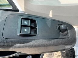 PEUGEOT Boxer Koffer mit Ladebordwand
