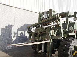 Case M4K Ex-army
