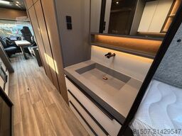 NIESMANN+BISCHOFF Flair 920 ER 207 PS / 7,49 t / Vollausstattung