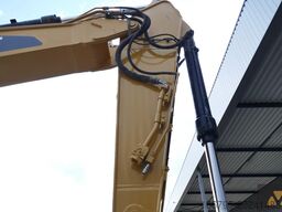 Caterpillar 330FL