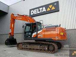 Hitachi ZX210LC-7