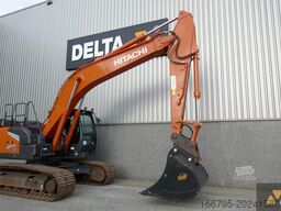 Hitachi ZX210LC-7