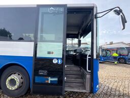 Mercedes-Benz Intouro