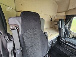 MERCEDES-BENZ ACTROS 2548 6X2 RETARDER WB490