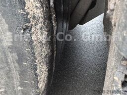 SCHMITZ CARGOBULL Rahmen verzinkt, Bordwände, I.+III. Achse Lift