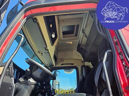 Mercedes-Benz Actros 2548