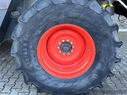 CLAAS Lexion 760 TT + Heder Vario 1200