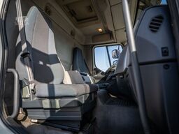 VOLVO FLH 290 +CARRIER