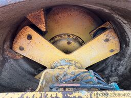 Caterpillar CS563E