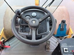 Caterpillar CS563E