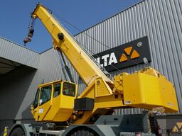 Grove RT700E