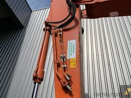 Hitachi ZX225USLC-6