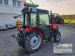 Massey Ferguson MF 3640 V V