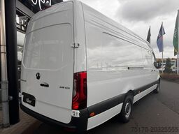 MERCEDES-BENZ Sprinter 319 CDI Extralang DISTRONIC Kamera LED
