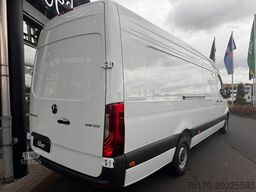 MERCEDES-BENZ Sprinter 319 CDI Extralang DISTRONIC Kamera LED