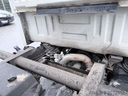 NISSAN NT 400 35.15 -3 Seitenkipper DOKA 111.000 Km TÜV