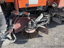 MAN 19.364 FLC 4x2 Kehrmaschine