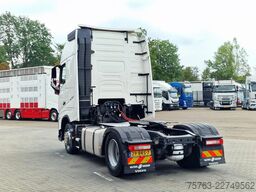 Volvo FH 13.500 4x2 Globetrotter XL - I parkcool - 2x...