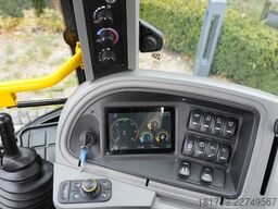 JCB 4CX PRO / 3400 MTH! / 2022 / joysticks