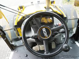 JCB 4CX PRO / 3400 MTH! / 2022 / joysticks