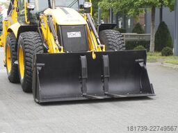 JCB 4CX PRO / 3400 MTH! / 2022 / joysticks