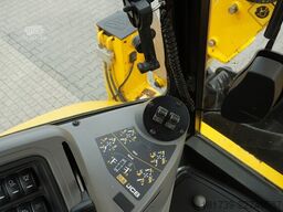 JCB 4CX PRO / 3400 MTH! / 2022 / joysticks