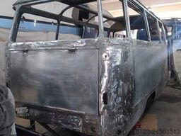 MERCEDES-BENZ Vorgänger Sprinter O 319 Samba mit Faltdach AC