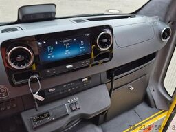 MERCEDES-BENZ Sprinter 517 Heckniederflur Vorlauffahrzeug