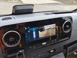 MERCEDES-BENZ Sprinter 517 Heckniederflur Vorlauffahrzeug