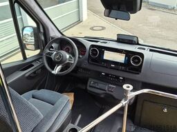 MERCEDES-BENZ Sprinter 517 Heckniederflur Vorlauffahrzeug