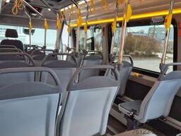 MERCEDES-BENZ Sprinter 517 Heckniederflur Vorlauffahrzeug