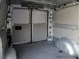 Mercedes-Benz eVito 111 KA,lang,3 Sitzer,Heckflügeltüren