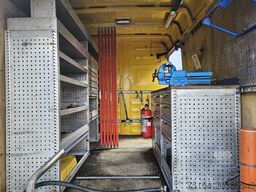 Mercedes-Benz Vario 818 D Werkstatteinrichtung