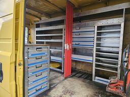 Mercedes-Benz Vario 818 D Werkstatteinrichtung