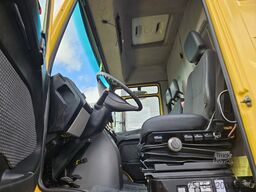 Mercedes-Benz Vario 818 D Werkstatteinrichtung