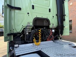 Mercedes-Benz Actros 1936 4X2 Streamspace  Xenon NL Truck