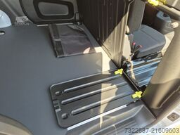 Peugeot Partner L1 Worksite Modu Touch Laderaumboden R-Kamera