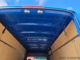 VW Crafter 35 extralang und hoch AHK Schal