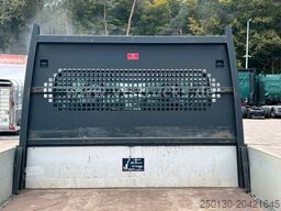 PEUGEOT Boxer DoKa Pritsche HDi 140 4x2