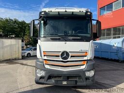MERCEDES-BENZ 4x Antos 1843 4x2 Kühler