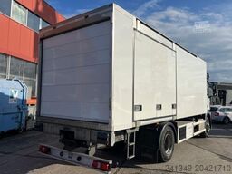 MERCEDES-BENZ 4x Antos 1843 4x2 Kühler