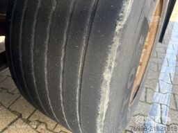 Schmitz Cargobull Curtainsider Mega