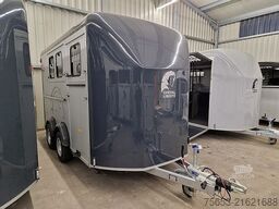 Cheval Liberté Aluline Maxi 3 mit Hecktüren 3500kg 3 Pferde Neu