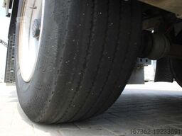 PANAV PV018H, SIDEWALLS