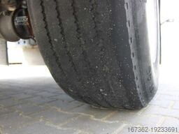 PANAV PV018H, SIDEWALLS