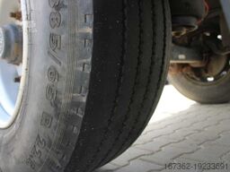 PANAV PV018H, SIDEWALLS