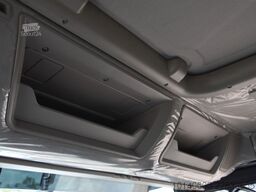 IVECO X-WAY AD360X50Z HR OFF 3S-Kipper MEILLER Bordmat